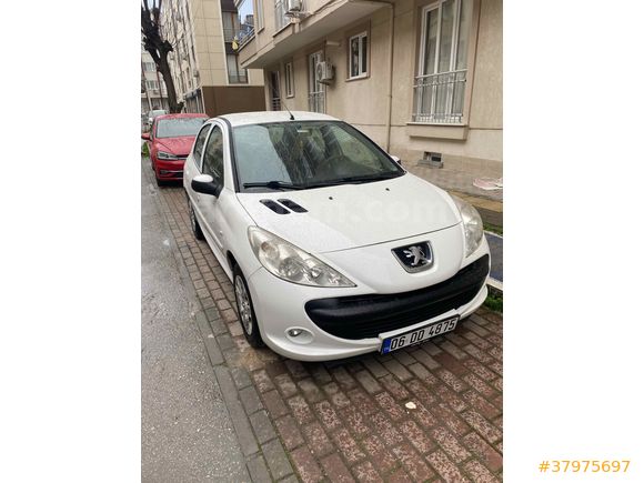Sahibinden Peugeot 206+ 1.4 HDi Comfort 2011 Model muayene/2028 kadar geçerli 