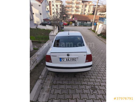 Sahibinden Volkswagen Passat 1.8 Basic 1998 Model