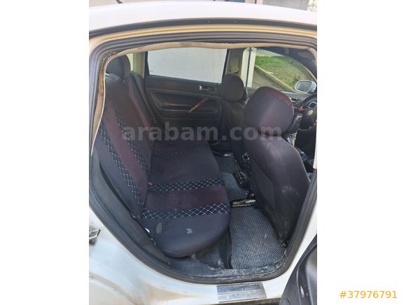Sahibinden Volkswagen Passat 1.8 Basic 1998 Model