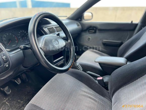Sahibinden Toyota Corolla 1.6 XLi 1993 Model 