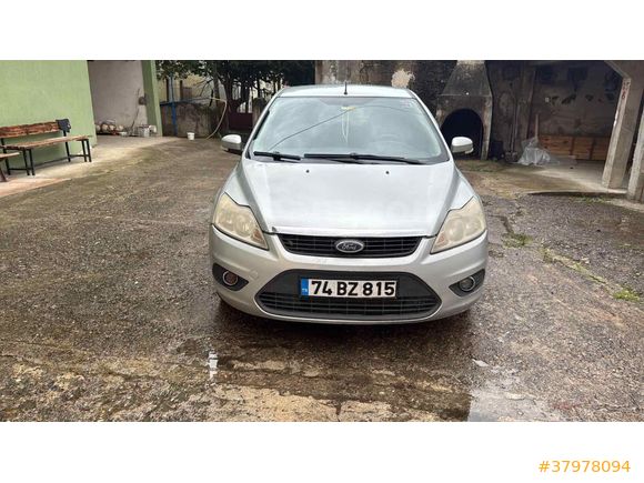 Sahibinden Ford Focus 1.6 TDCi Collection 2010 Model  295.000 km Gri (Gümüş)