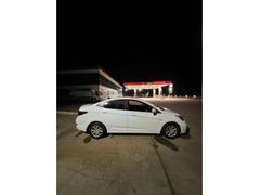 Sahibinden Hyundai Accent Blue 1.6 CRDI Biz 2014 Model  263.000 km Bej