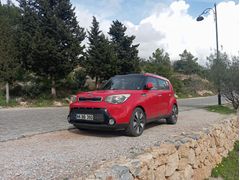 Sahibinden Kia Soul 1.6 CRDi Premium 2015 Model Antalya 145.000 km Kırmızı