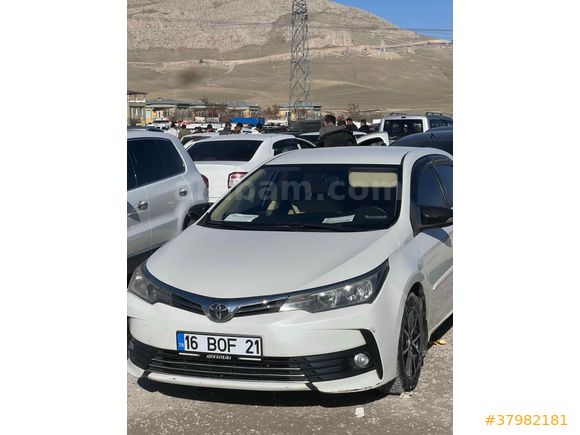 Sahibinden Toyota Corolla 1.33 Life 2017 Model 
