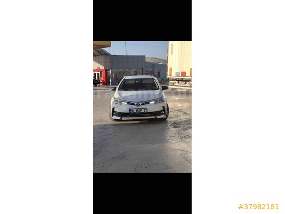 Sahibinden Toyota Corolla 1.33 Life 2017 Model 