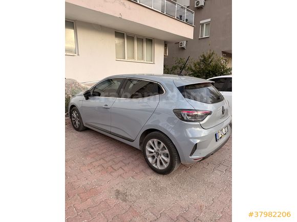 Sahibinden Renault Clio 1.0 TCe Evolution 2025 Model 