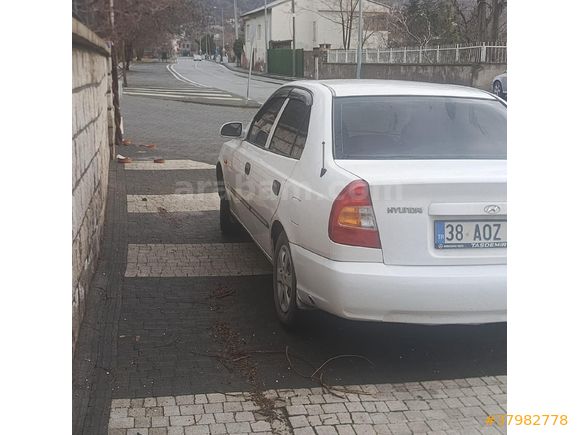Sahibinden Hyundai Accent 1.5 1.5i GLS 2000 Model