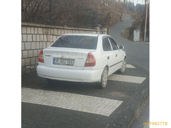 Sahibinden Hyundai Accent 1.5 1.5i GLS 2000 Model