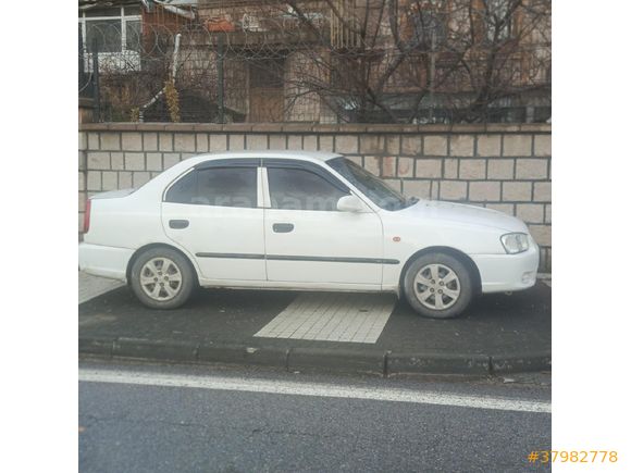 Sahibinden Hyundai Accent 1.5 1.5i GLS 2000 Model