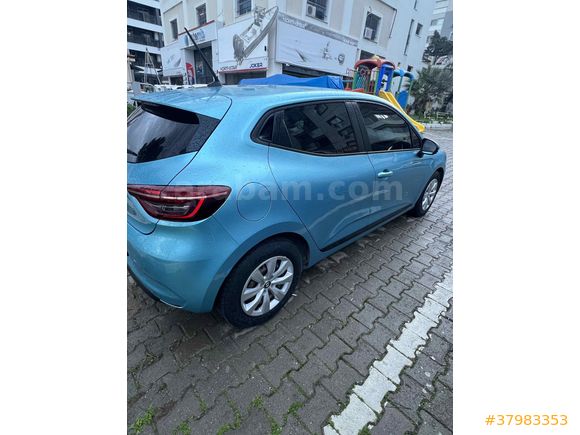 Sahibinden Renault Clio 1.0 SCe 72 HP Joy 2020 Model 