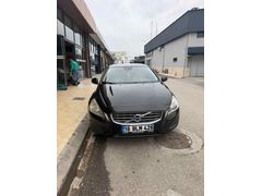 Volvo S60 1.6 T4 R-Design 2011 Model