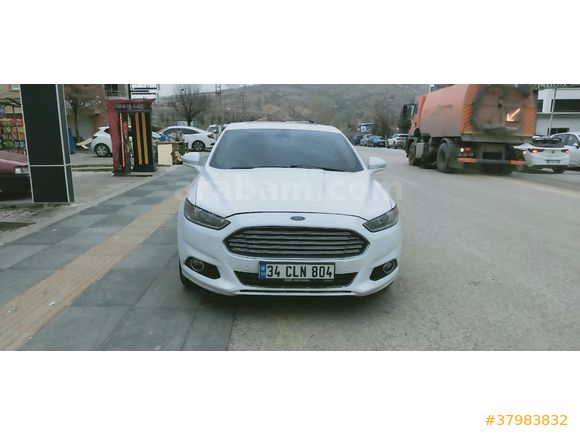Sahibinden Ford Mondeo 1.5 Titanium 2015 Model  182.000 km Beyaz