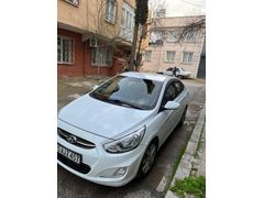 Sahibinden Hyundai Accent Blue 1.6 CRDI Mode Plus 2016 Model İzmir 131000 km Beyaz
