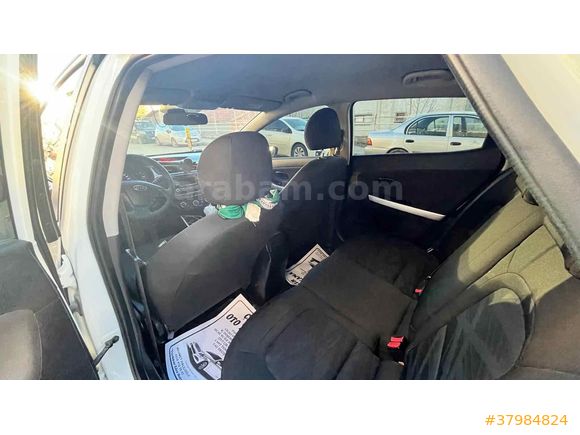 Sahibinden Kia Ceed 1.4 MPI Live 2017 Model 