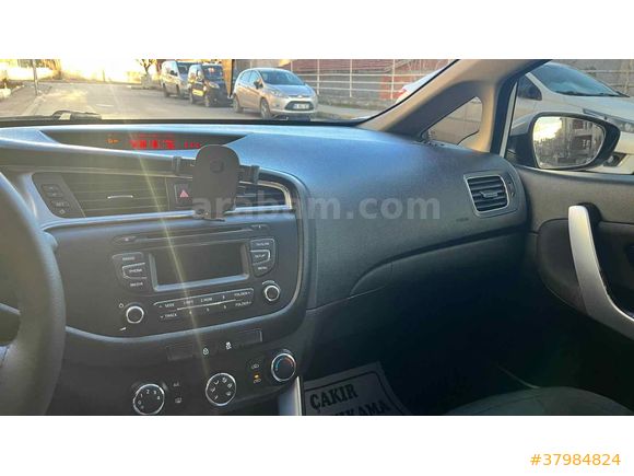 Sahibinden Kia Ceed 1.4 MPI Live 2017 Model 
