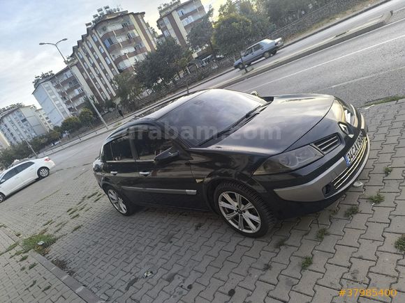 SAHİBİNDEN MEGANE 1.5 dCi PRİVİLEGE l