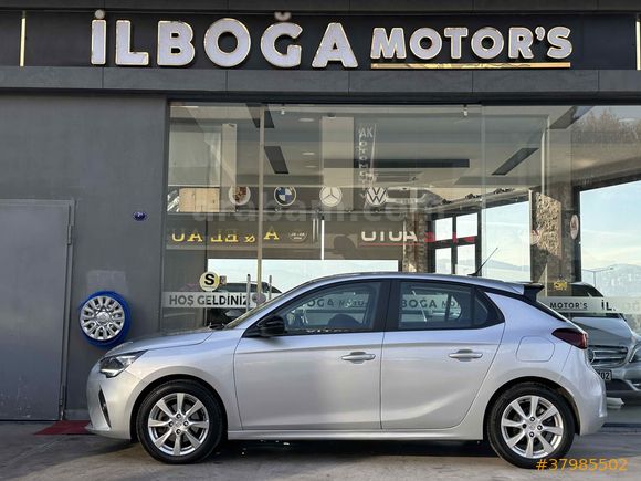 2022”52.000 KM  1.2 T E TOGGLE VİTES  8 İLERİ  LED XENON  