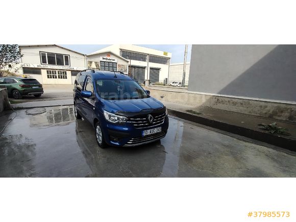 Sahibinden Renault Express Combi 1.5 BlueDCI Touch 2023 Model  73.000 km Lacivert
