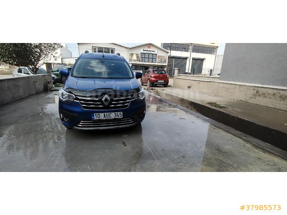 Sahibinden Renault Express Combi 1.5 BlueDCI Touch 2023 Model  73.000 km Lacivert