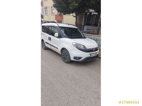 OTOMATİK Fiat Doblo Combi 1.6 Multijet Premio Plus 2017 Model