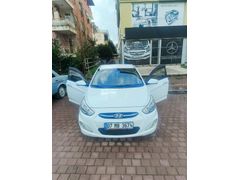 Sahibinden Hyundai Accent Blue 1.6 CRDI Mode Plus 2015 Model