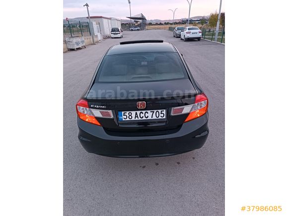 Sahibinden Honda Civic 1.6 i-VTEC ECO Elegance 2012 Model