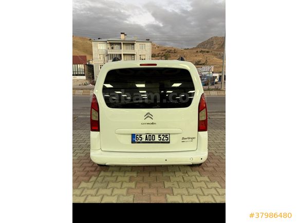 Sahibinden Citroen Berlingo 1.6 HDi Selection 2015 Model  237.000 km Beyaz