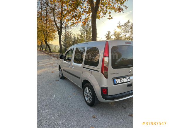 Sahibinden Renault Kangoo Multix 1.5 dCi Joy 2016 Model