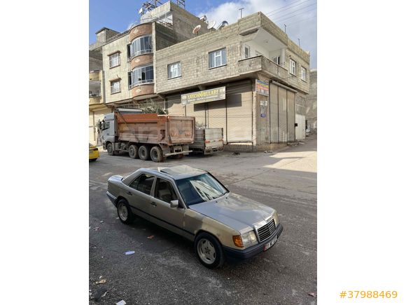 Sahibinden Mercedes - Benz 200 E 1989 Model 