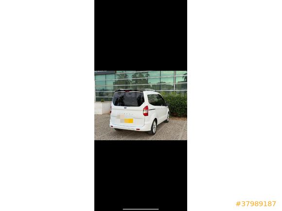 Sahibinden Ford Tourneo Courier 1.5 TDCi Titanium Plus 2019 Model