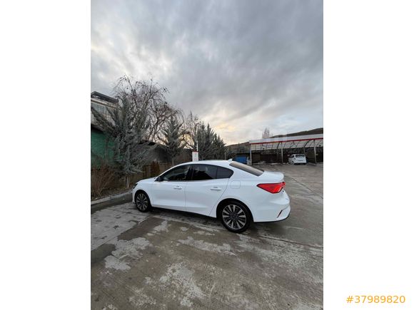 Sahibinden Ford Focus 1.5 TDCi Titanium X 2023 Model 