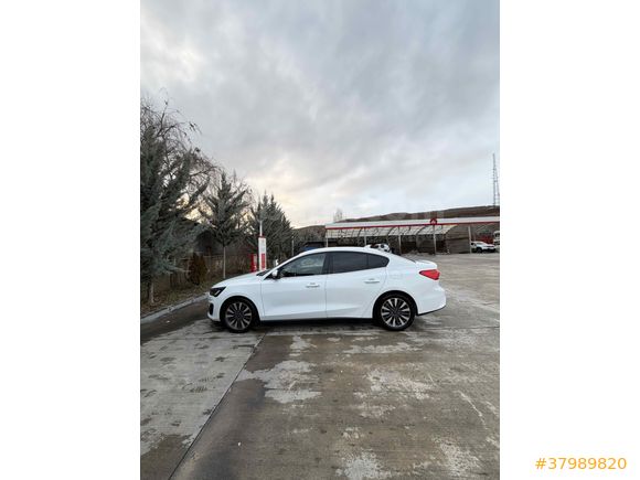 Sahibinden Ford Focus 1.5 TDCi Titanium X 2023 Model 