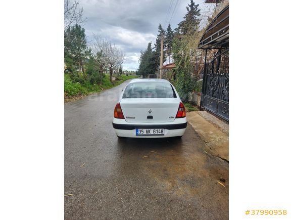Sahibinden Renault Clio 1.5 dCi Expression 2003 Model  310.000 km Beyaz