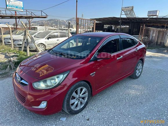 Sahibinden Hyundai Accent Blue 1.6 CRDI Mode Plus 2012 Model 