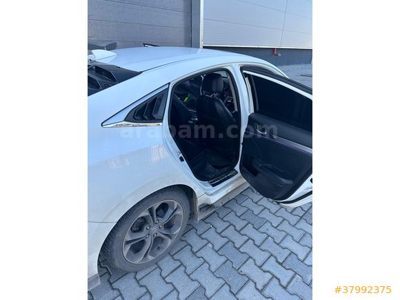 Sahibinden Honda Civic 1.6 i-VTEC Eco Executive 2018 Model 