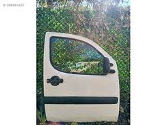 Fiat doblo sağ ön kapı çıkma 0534 657 0120