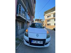 Sahibinden Renault Grand Scenic 1.5 dCi Expression 2011 Model 