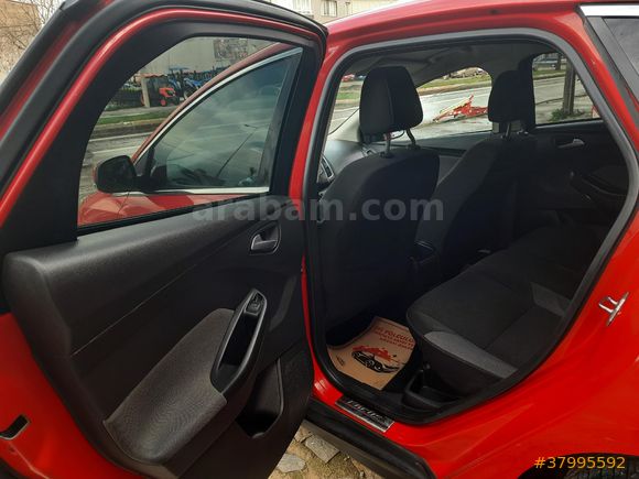 Galeriden Ford Focus 1.6 TDCi Style 2014 Model İzmir