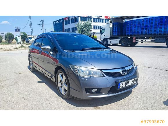 Sahibinden Honda Civic 1.6 i-VTEC Premium 2010 Model