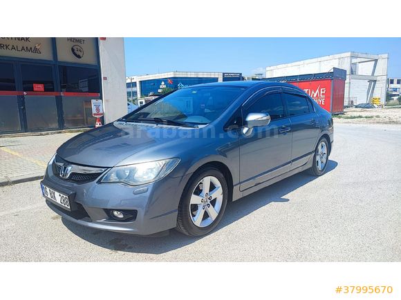 Sahibinden Honda Civic 1.6 i-VTEC Premium 2010 Model