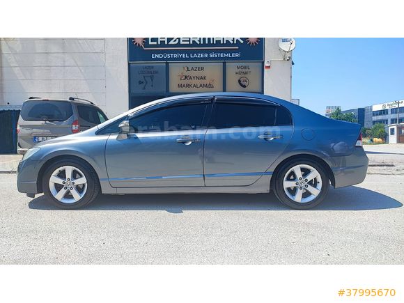 Sahibinden Honda Civic 1.6 i-VTEC Premium 2010 Model