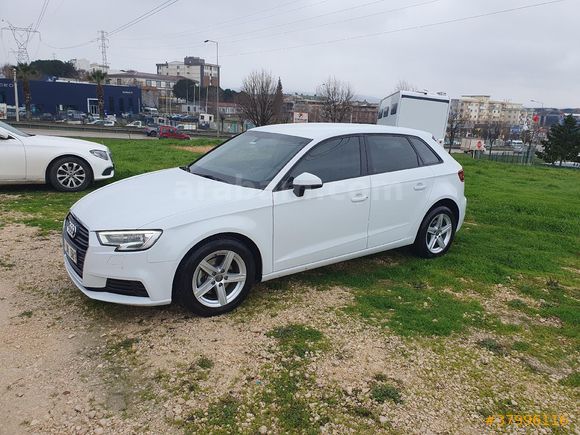 Galeriden Audi A3 Sportback 1.0 TFSI Dynamic 2017 Model Bursa