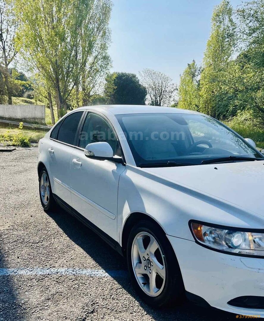 Sahibinden Volvo S40 1.6 D Premium 2011 Model Iğdır 238.000 km Beyaz 3