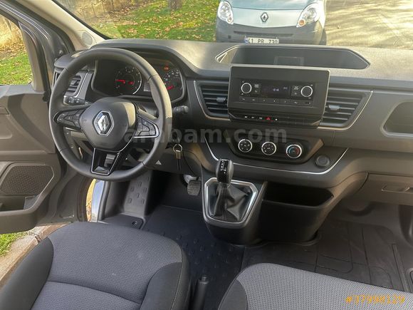 Sahibinden Renault Trafic 2.0 DCI Grand Confort 2023 Model