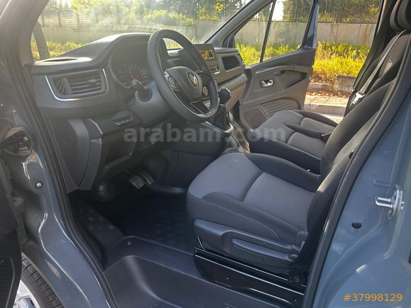 Sahibinden Renault Trafic 2.0 DCI Grand Confort 2023 Model