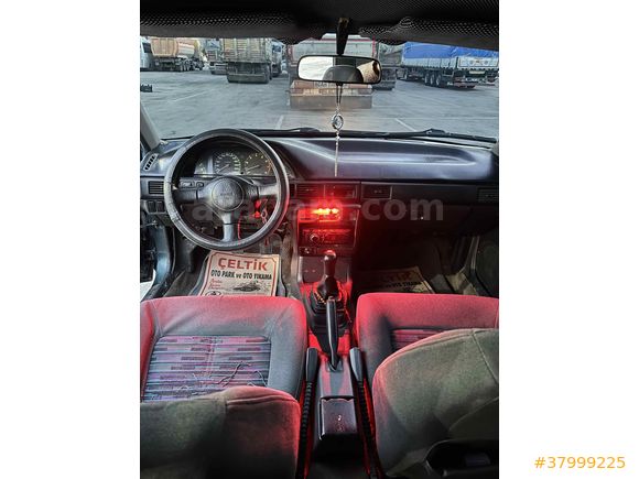 Sahibinden Mazda 323 1.6 1994 Model 