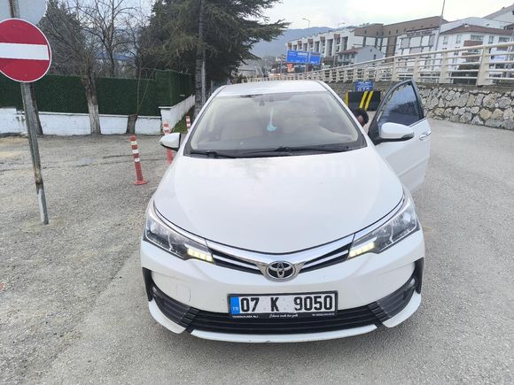 Sahibinden Toyota Corolla 1.4 D-4D Advance 2016 Model