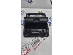VW GOLF 7 7.5 GÖZLÜK KABI ÇERCEVELİ SIFIR