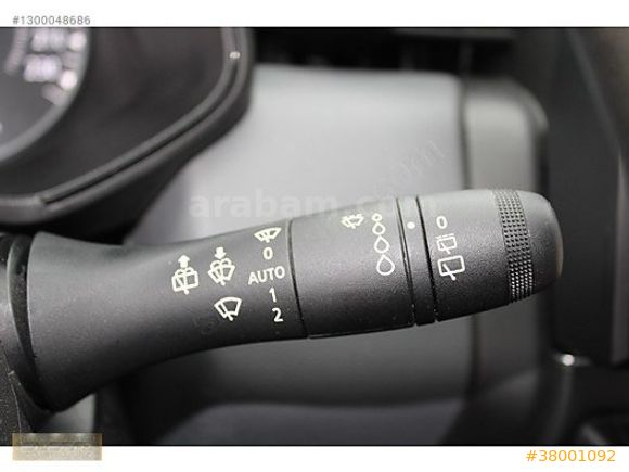 ÇELİKJANT *TESLA EKRAN *NAVİGASYON *GERİ GÖRÜŞ *PARK SENSÖRÜ