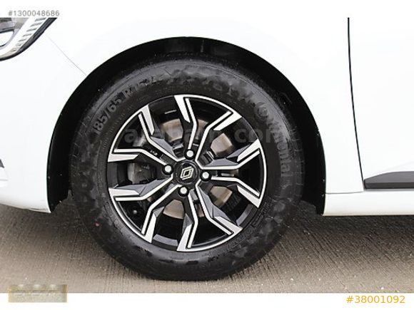 ÇELİKJANT *TESLA EKRAN *NAVİGASYON *GERİ GÖRÜŞ *PARK SENSÖRÜ